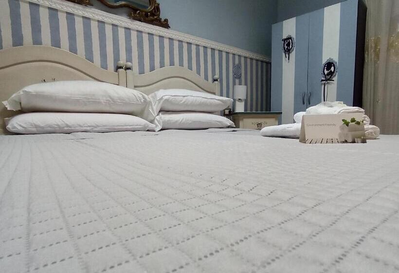 标准间, Le Tre Stelle