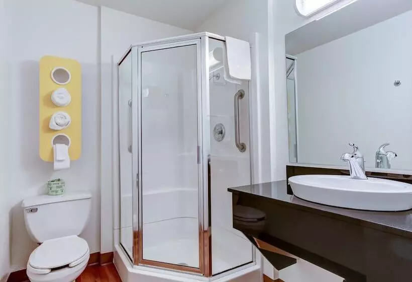 Standard-huone 2 Parivuodetta, Motel 6 Grants Pass, Or