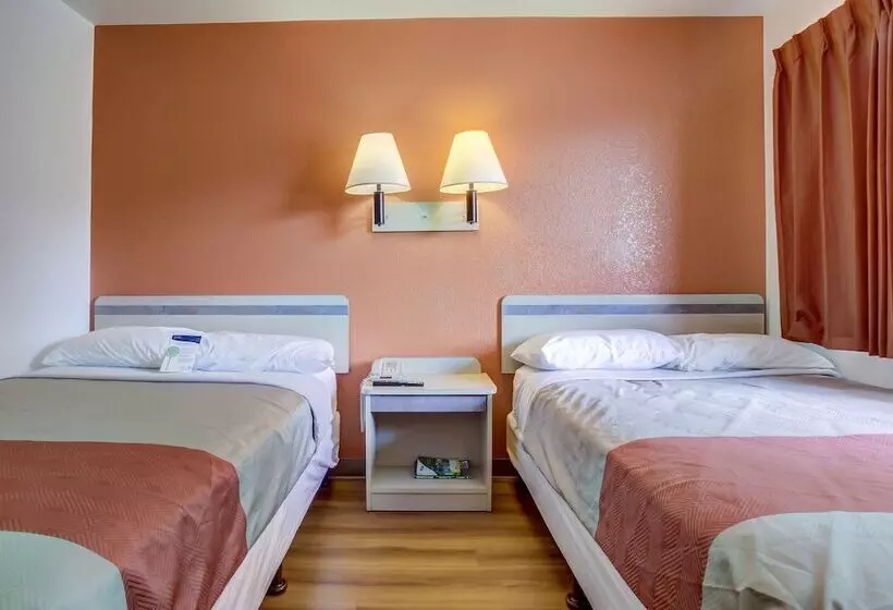 2ダブルベッドのスタンダードルーム, Motel 6 Grants Pass, Or