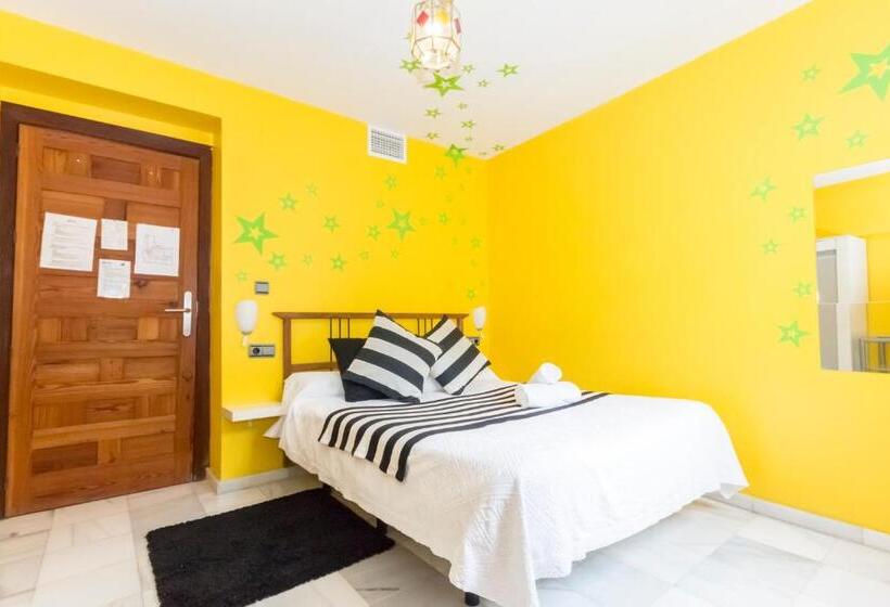 اتاق استاندارد, White Nest