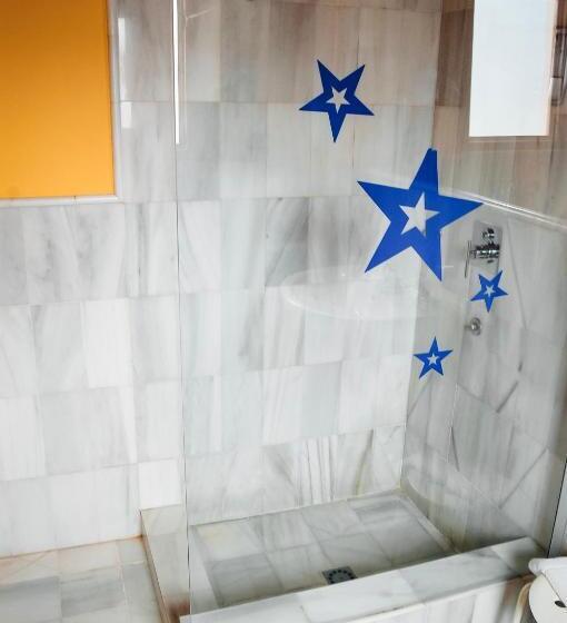 اتاق استاندارد, White Nest