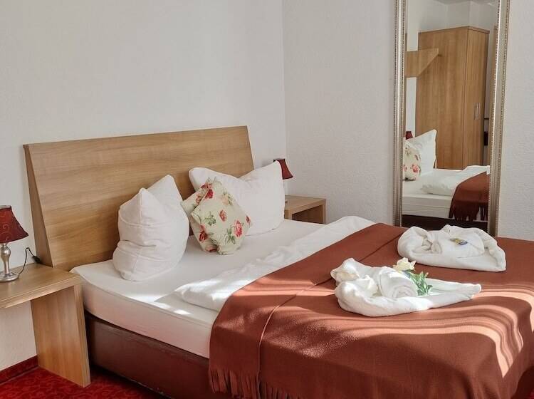 スタンダードルーム, Boutiquehotel Goldene Rose   Self Check In