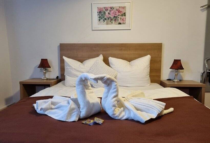 Полулюкс, Boutiquehotel Goldene Rose   Self Check In
