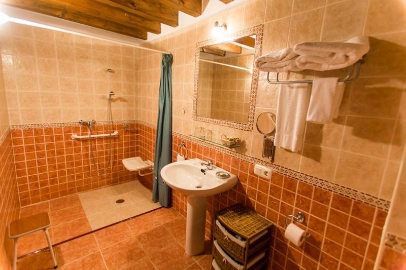 Полулюкс, Casa Do Merlo