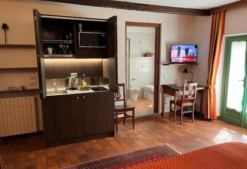 غرفة قياسية ثلاثية, Casa Violetta B&b