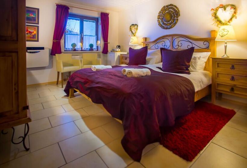 Номер Стандарт, Garni Zeranka