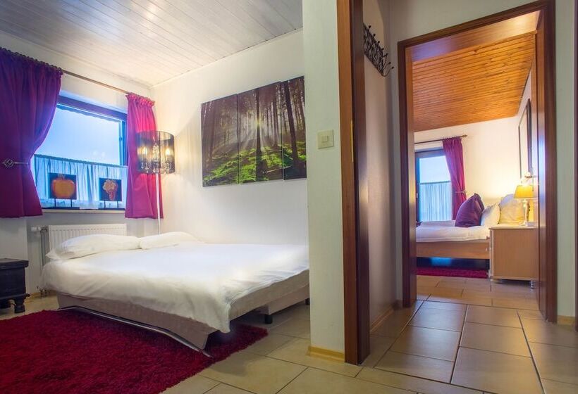 Семейный Номер, Garni Zeranka