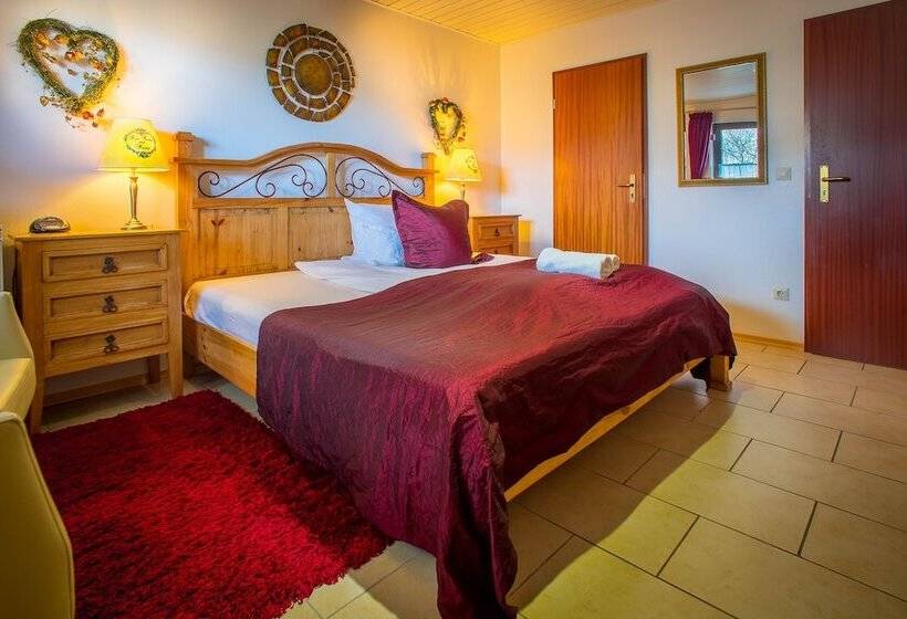 Номер Стандарт, Garni Zeranka