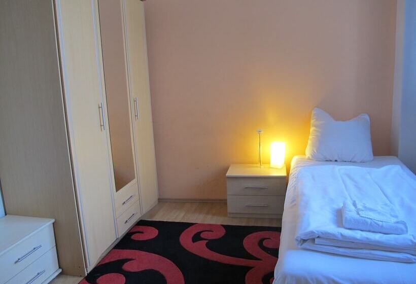 اتاق استاندارد یک نفره, Metropol Hostel Berlin