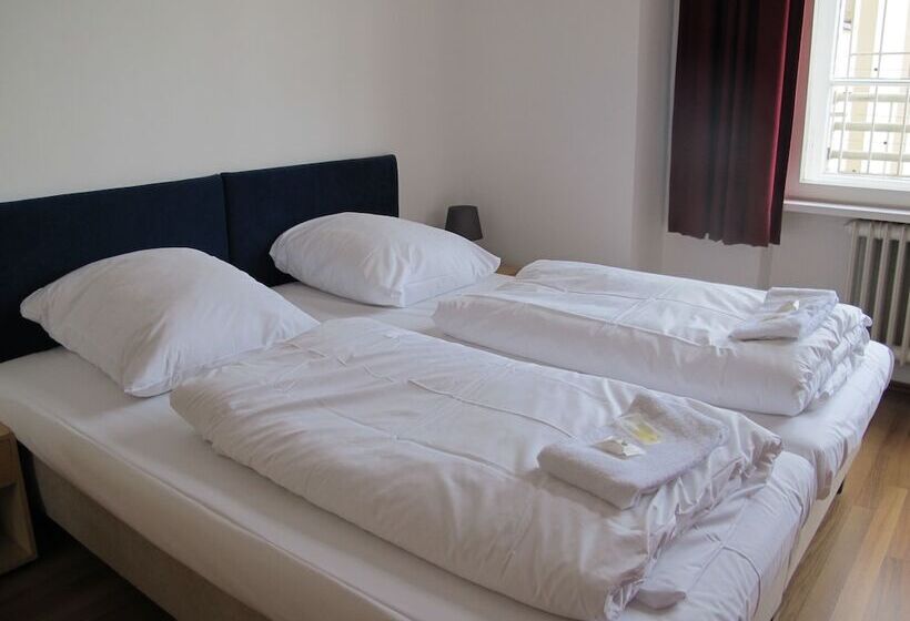 اتاق استاندارد, Metropol Hostel Berlin