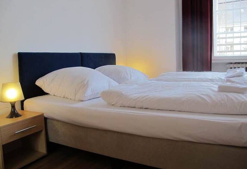 اتاق استاندارد, Metropol Hostel Berlin