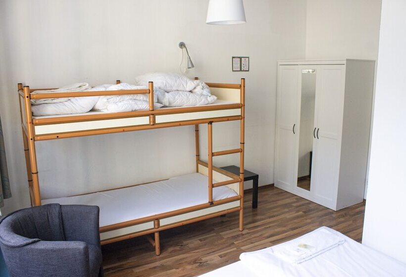 اتاق استاندارد یک نفره, Metropol Hostel Berlin