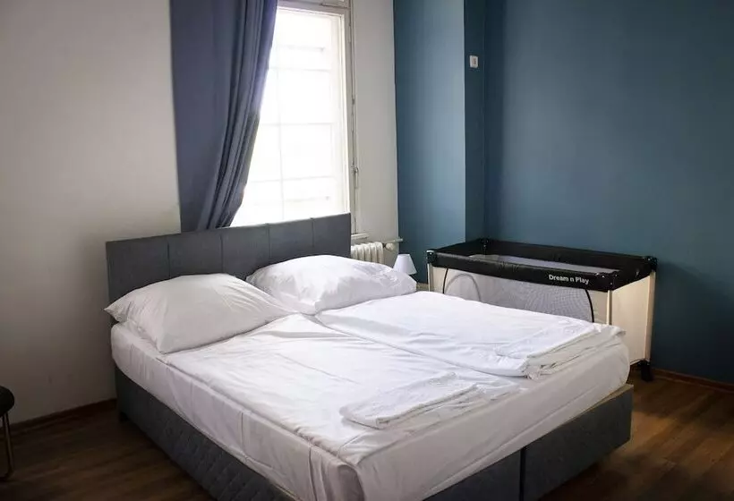 اتاق استاندارد یک نفره, Metropol Hostel Berlin
