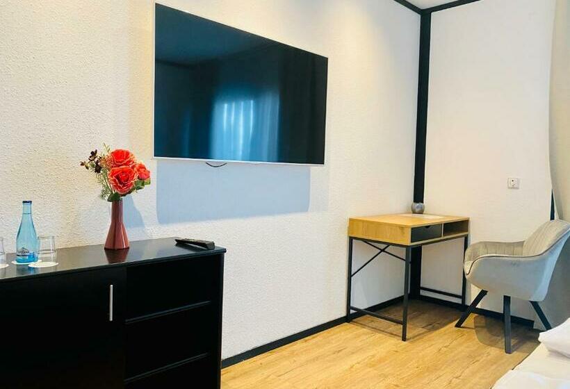 スタンダードルーム, My Schildow