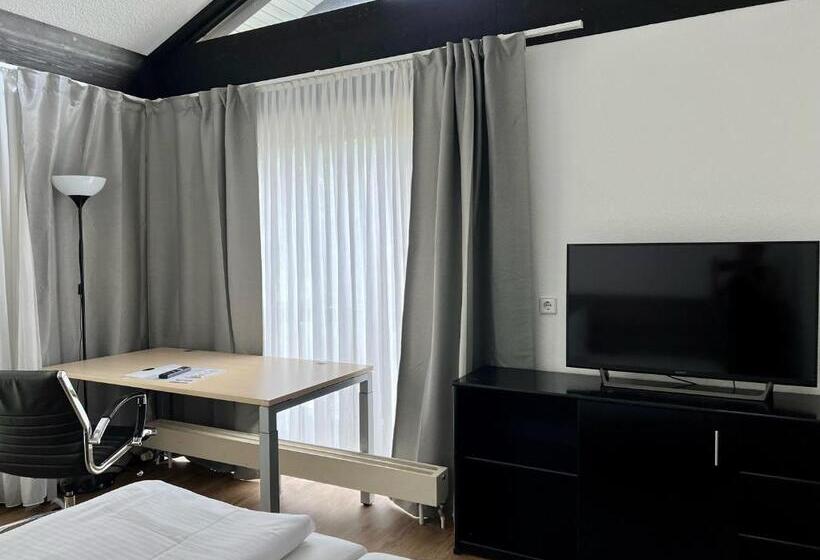 バルコニー付スイート, My Schildow