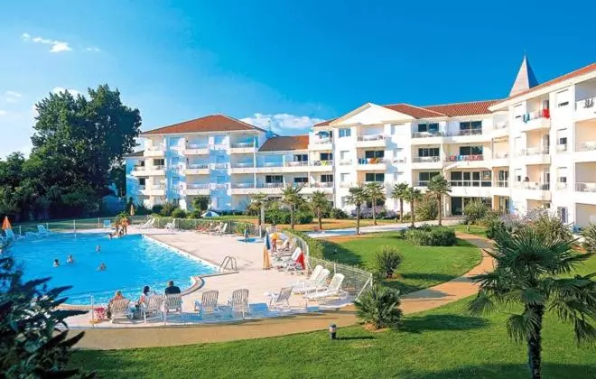 آپارتمان 1 خوابه با چشمانداز استخر, Residence Thalassa