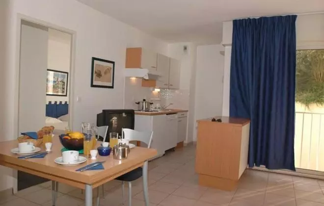 آپارتمان 1 خوابه با چشمانداز استخر, Residence Thalassa