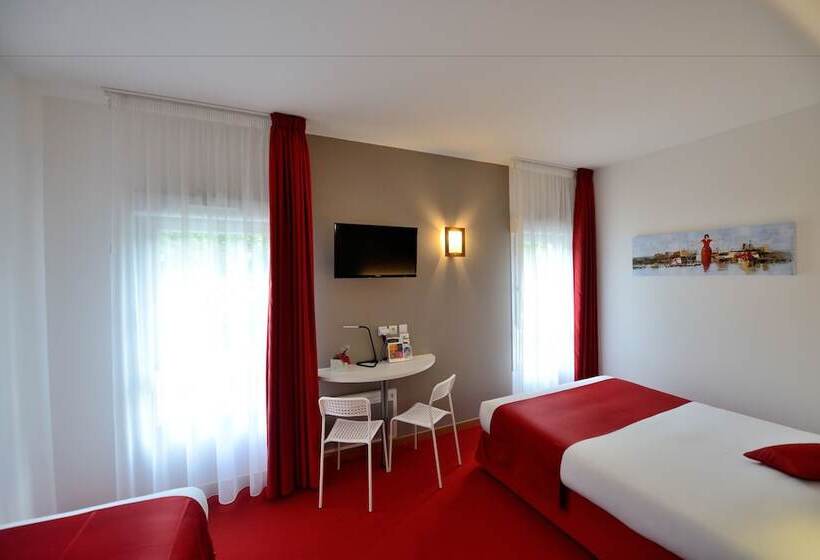 اتاق استاندارد سه نفره, The Originals City, Hôtel Loval, Brest