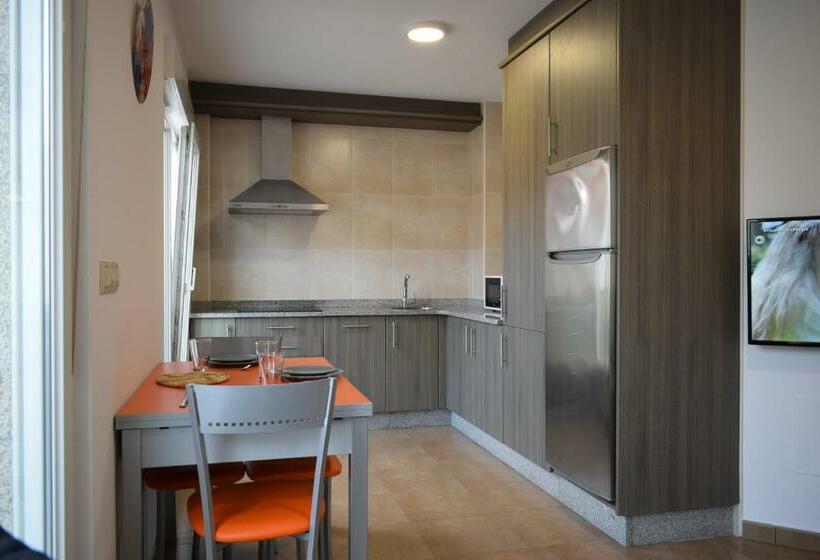 발코니가 있는 2 베드룸 아파트, Apartamentos Vida Finisterre