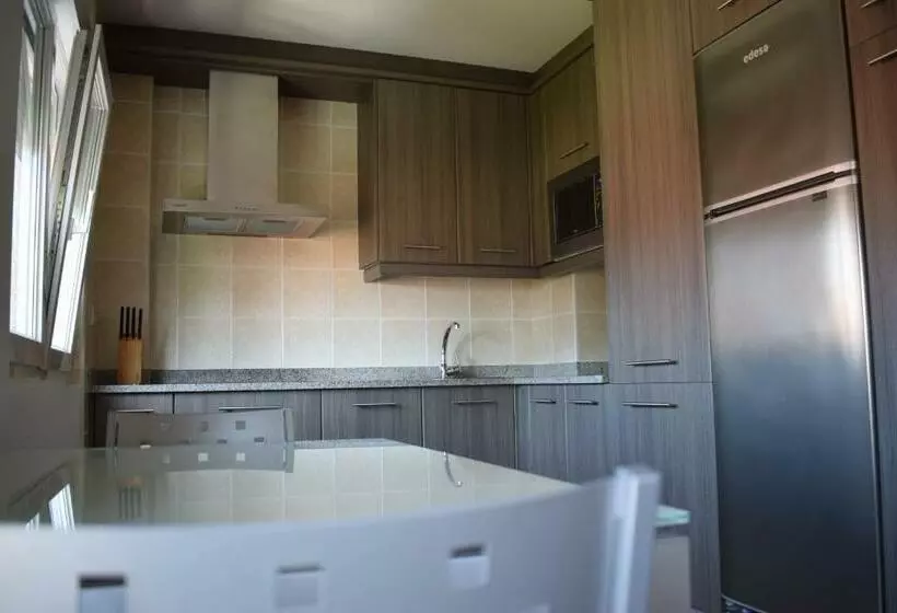 آپارتمان 2 خوابه با بالکن, Apartamentos Vida Finisterre