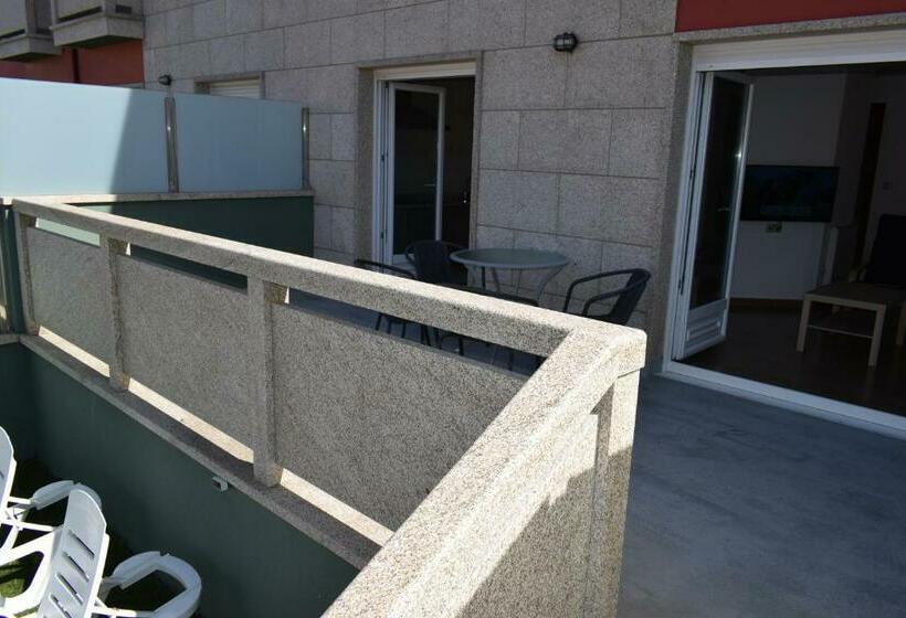 테라스가 있는 2 베드룸 아파트, Apartamentos Vida Finisterre