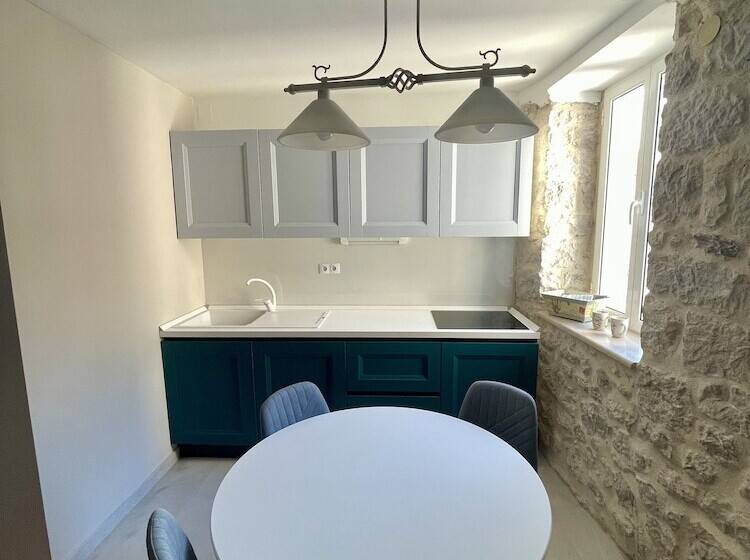 آپارتمان 1 خوابه, Apartments Mia