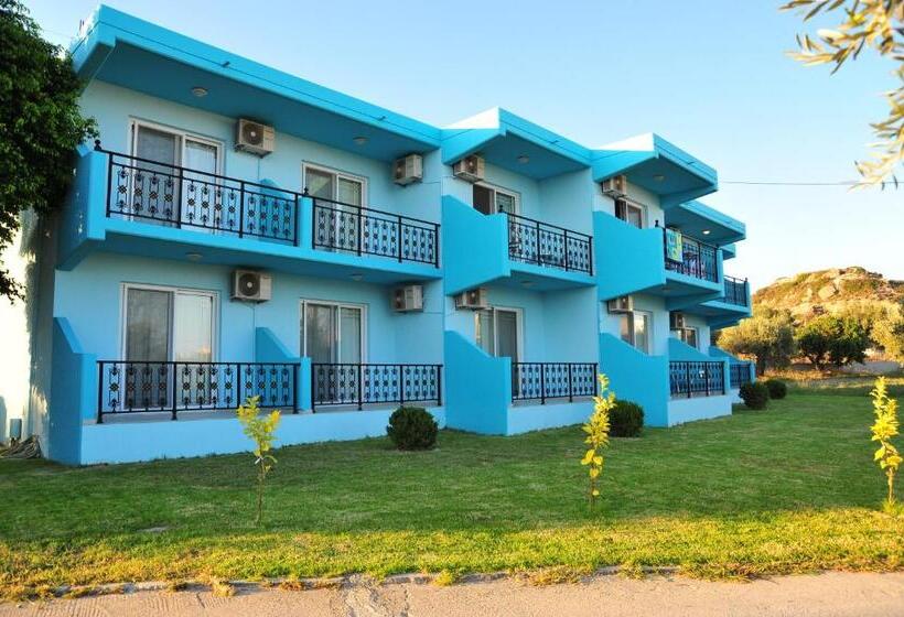 דירת חדר, Argiro Village