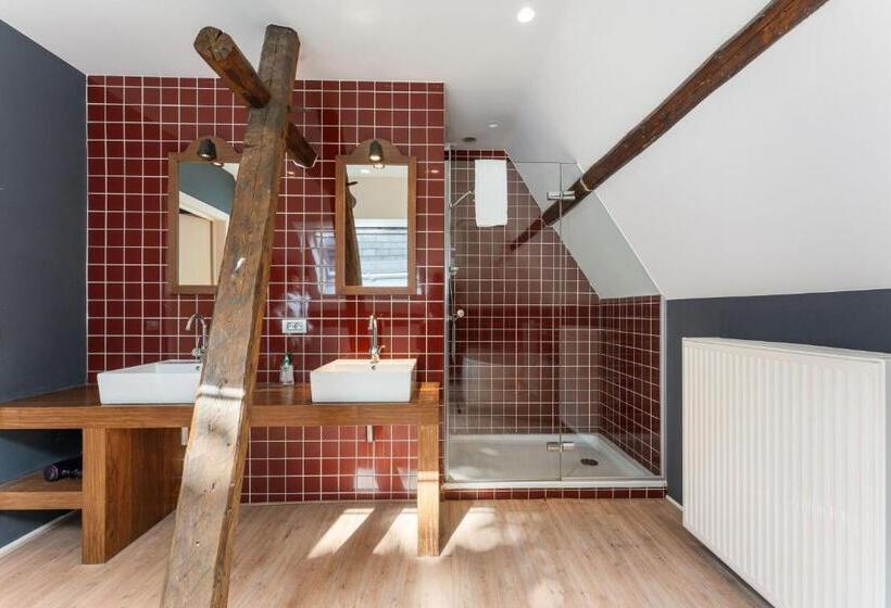 Четырехместный Номер Стандарт, Lake Suites