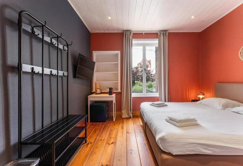 Standard room with outdoor bath, Lake Suites