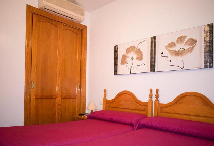 スタンダードルーム, Hostal Juan Carlos