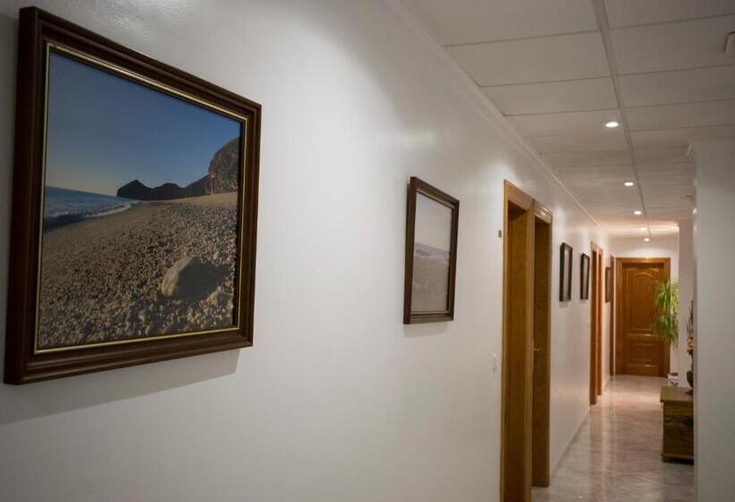 スタンダードルーム, Hostal Juan Carlos