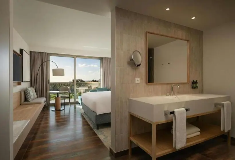 اتاق لوکس با تخت بزرگ, Algarve Marriott Salgados Golf Resort & Conference Center