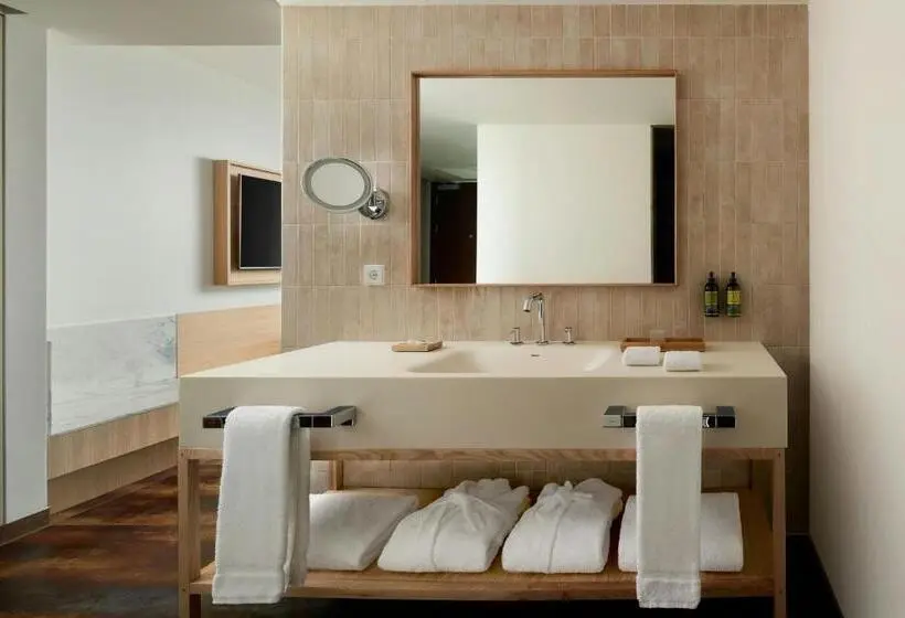 اتاق لوکس با تخت بزرگ, Algarve Marriott Salgados Golf Resort & Conference Center