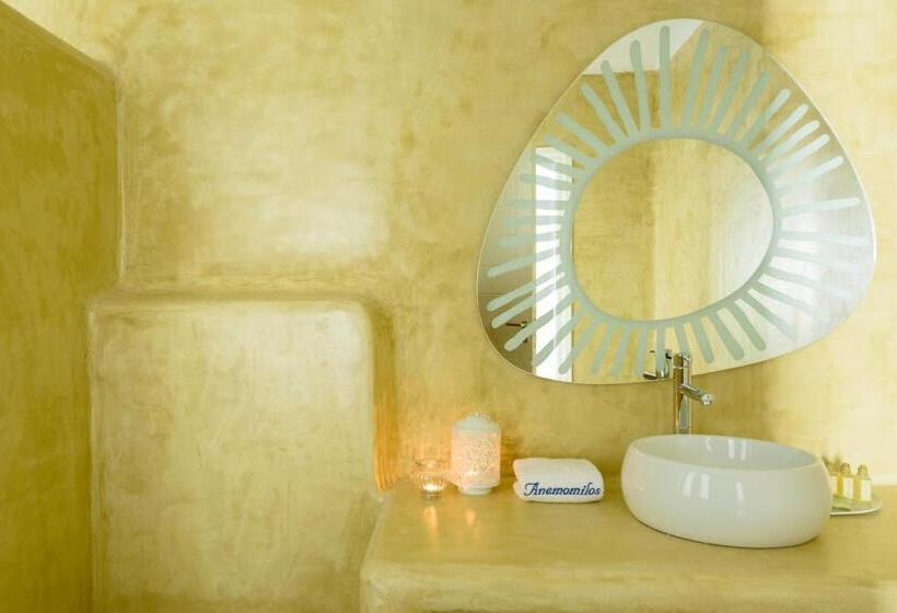 استودیوی سوپریور, Anemomilos