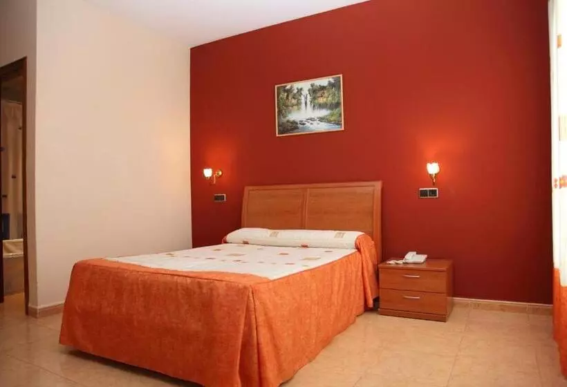 اتاق استاندارد یک نفره, Ciudad Pozo Alcon