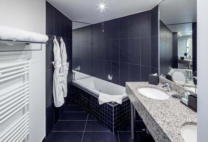 Люкс, Hôtel Garrigae Villa La Florangerie   Spa & Piscine