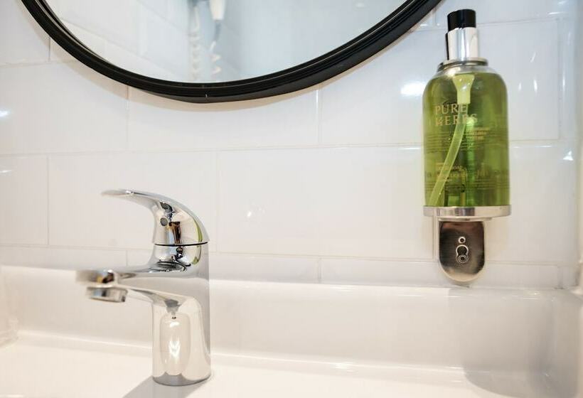 اتاق استاندارد, Des Arts Bastille