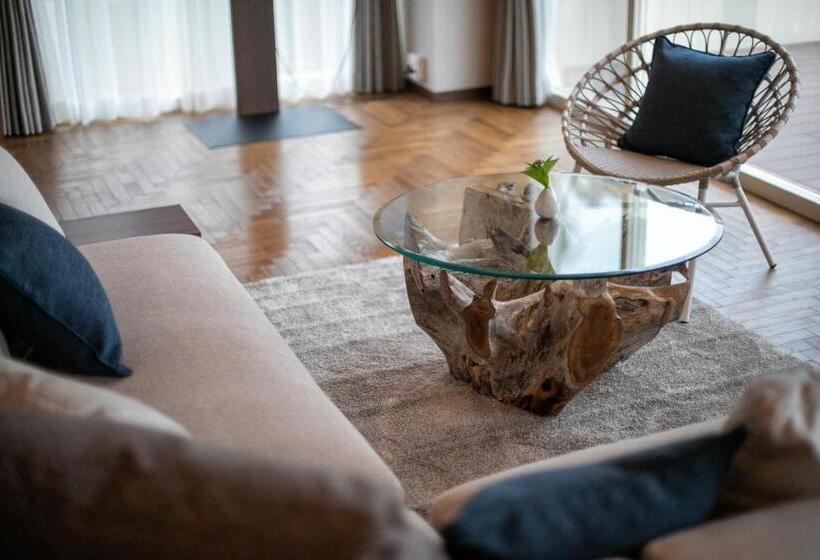 スタンダードスタジオ, Marissa Resort Sazanseto Suooshima