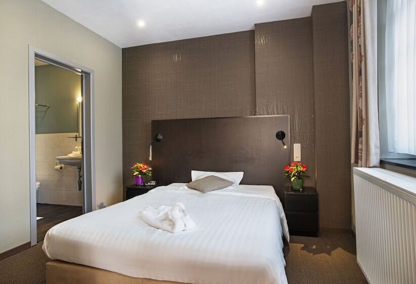 Номер Стандарт, Parkhotel Gent Centrum