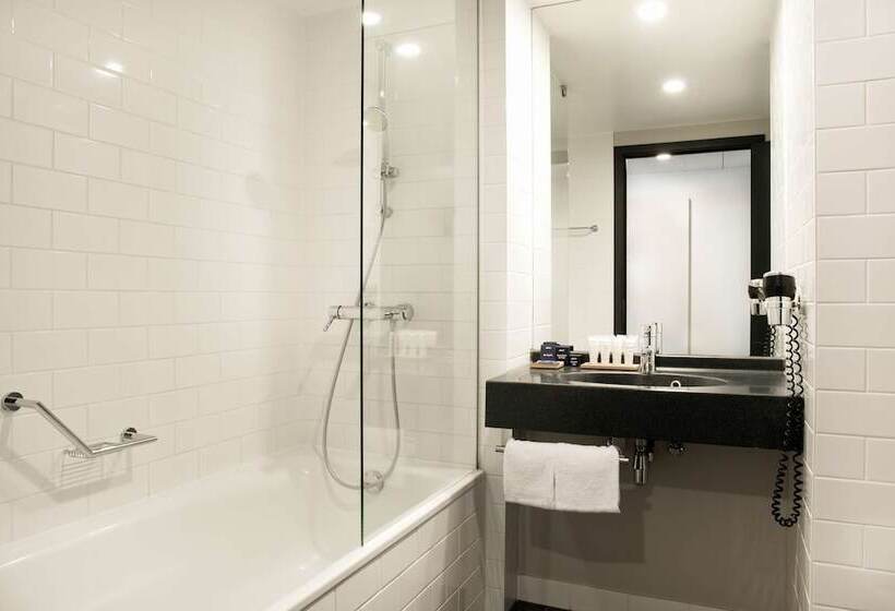 سوییت جونیور, Park Inn By Radisson Brussels Centre Midi