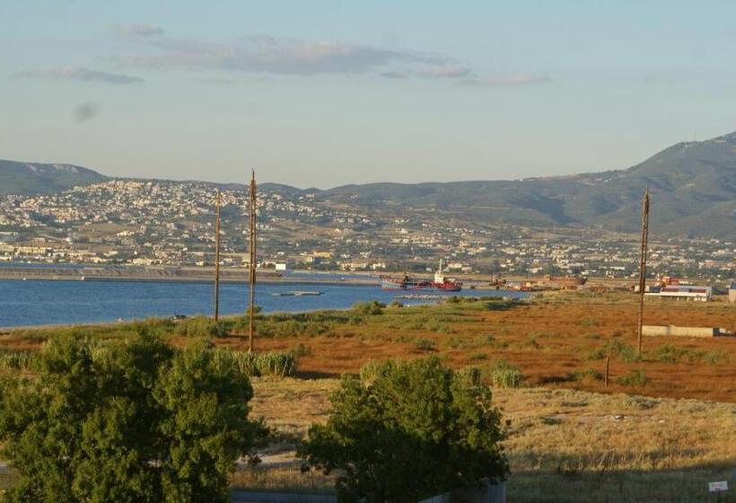 اتاق اکونومی, Perea