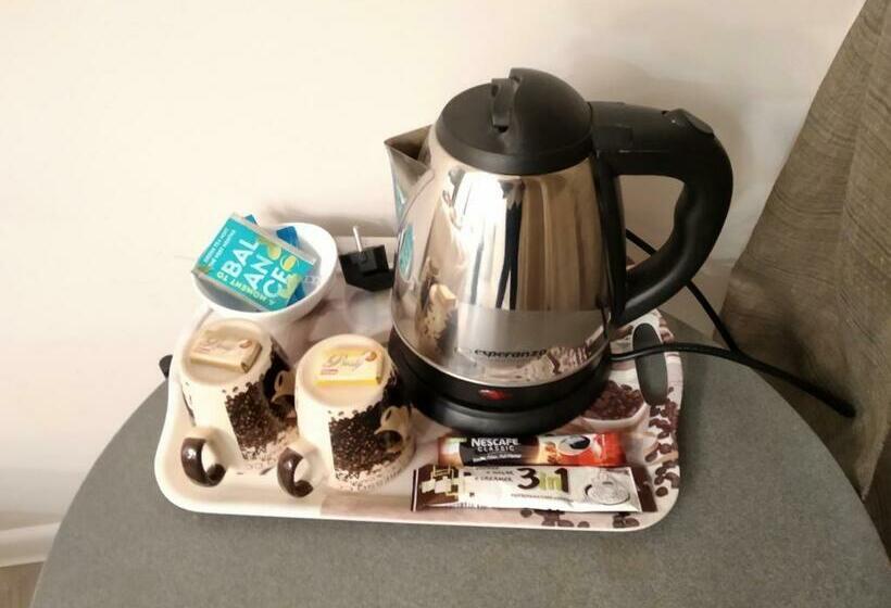 חדר יחיד בסיסי, Perfect