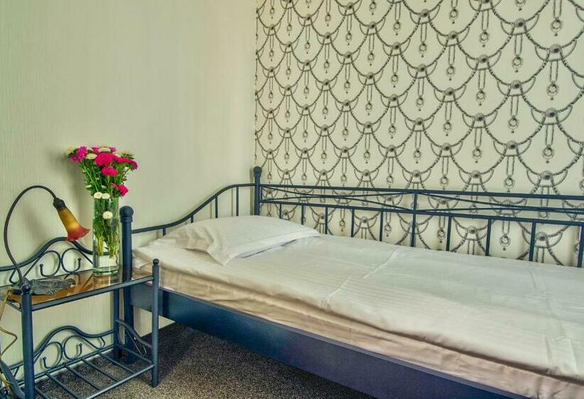 חדר יחיד בסיסי, Perfect