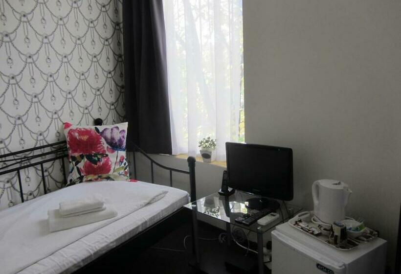 חדר יחיד בסיסי, Perfect