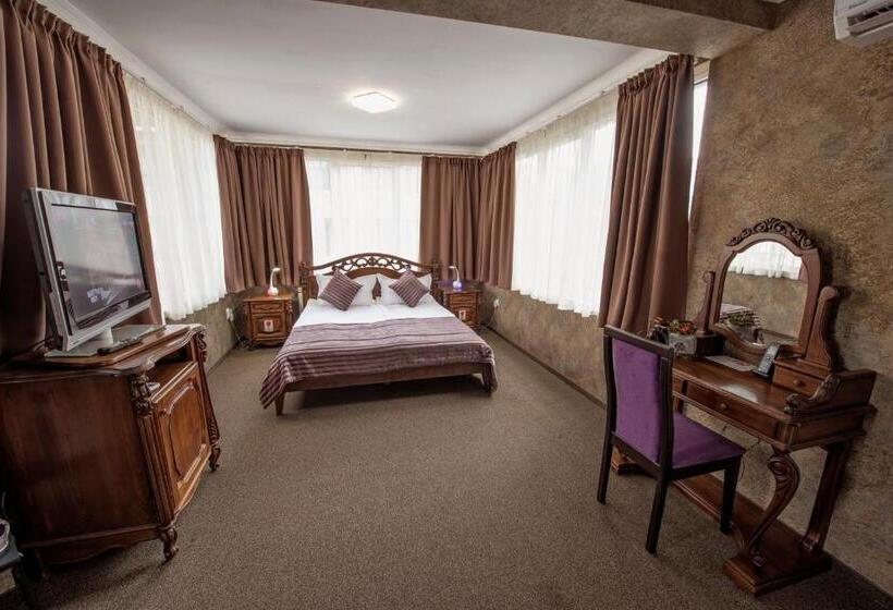 סוויטה דלוקס, Perfect