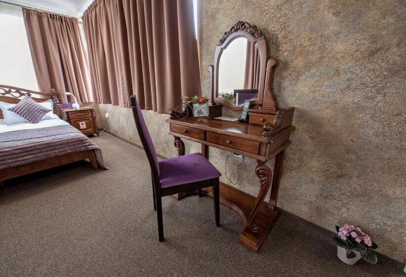 סוויטה דלוקס, Perfect