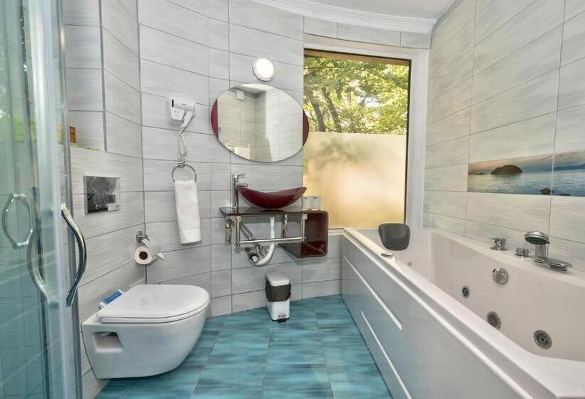 סוויטה דלוקס, Perfect