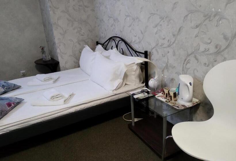 חדר בסיסי עם מרפסת, Perfect