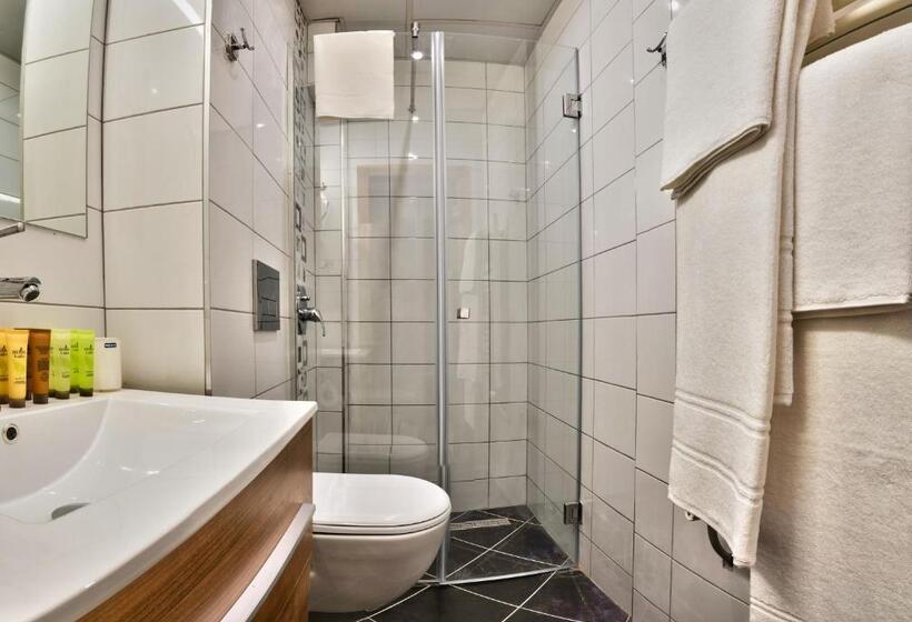 סוויטה דלוקס, Perfect