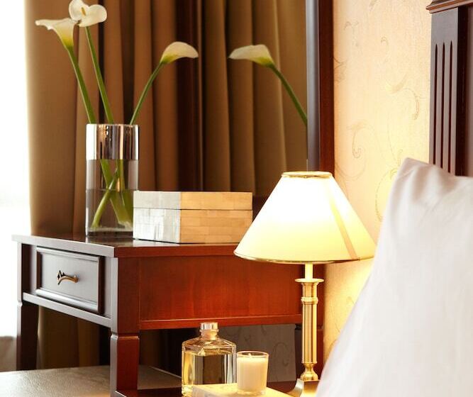 غرفة تنفيذية, Premier Luxury Mountain Resort